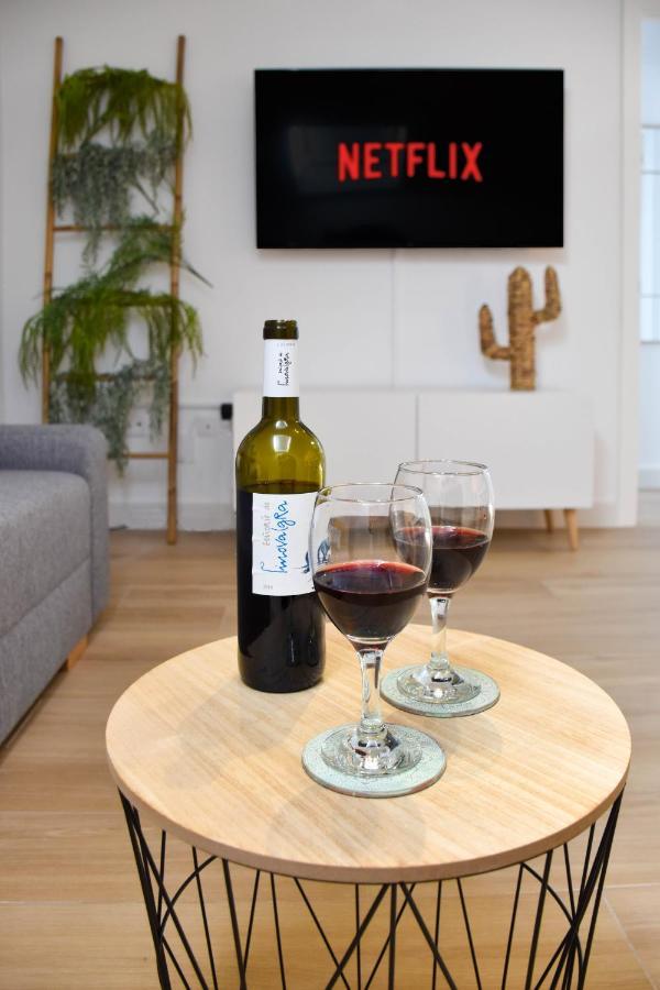 Holidays2Malaga Trinidad Renovated 1 Bedroom Penthouse Close To City Center Extérieur photo